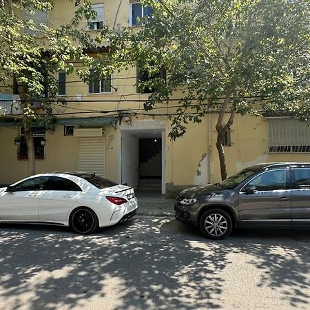 Host Apartament Elio 티라나 외부 사진