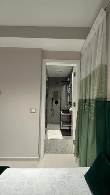 Host Apartament Elio 티라나 외부 사진